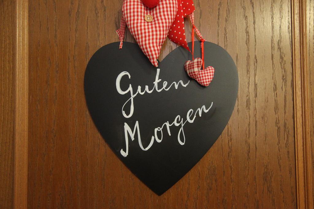 Hotel Haus Jutta Goessweinstein Exterior foto